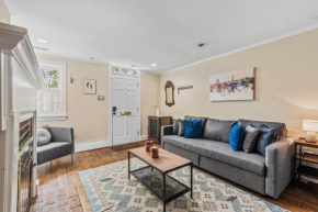 Old Town Getaway - 3-BR in Perfect Location